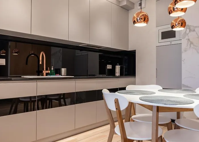 Sweda Seaside شقة